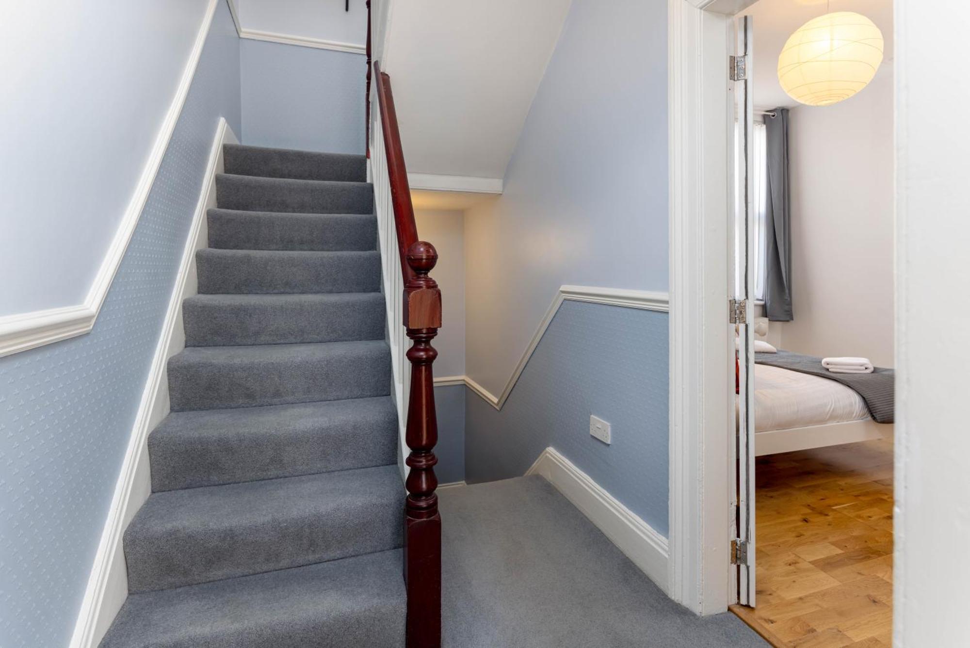 Air Host & Stay - Rockfield House - Sleeps 8 ليفربول المظهر الخارجي الصورة